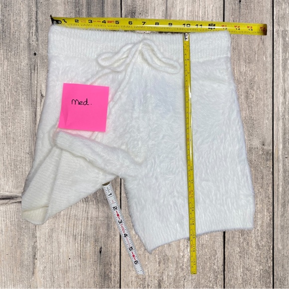 Loungewear Hidden Brand Fuzzy Shorts Drawstring Shorts Ivory S M L - Picture 10 of 10